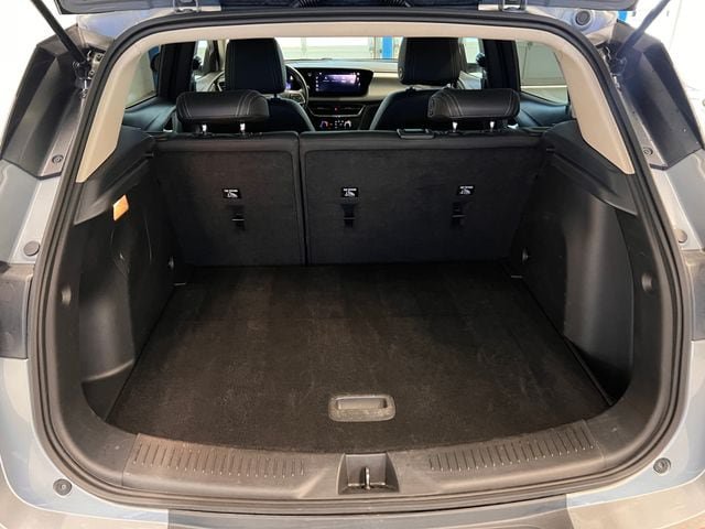 Used 2025 Buick Encore GX Preferred AWD/4WD image 8