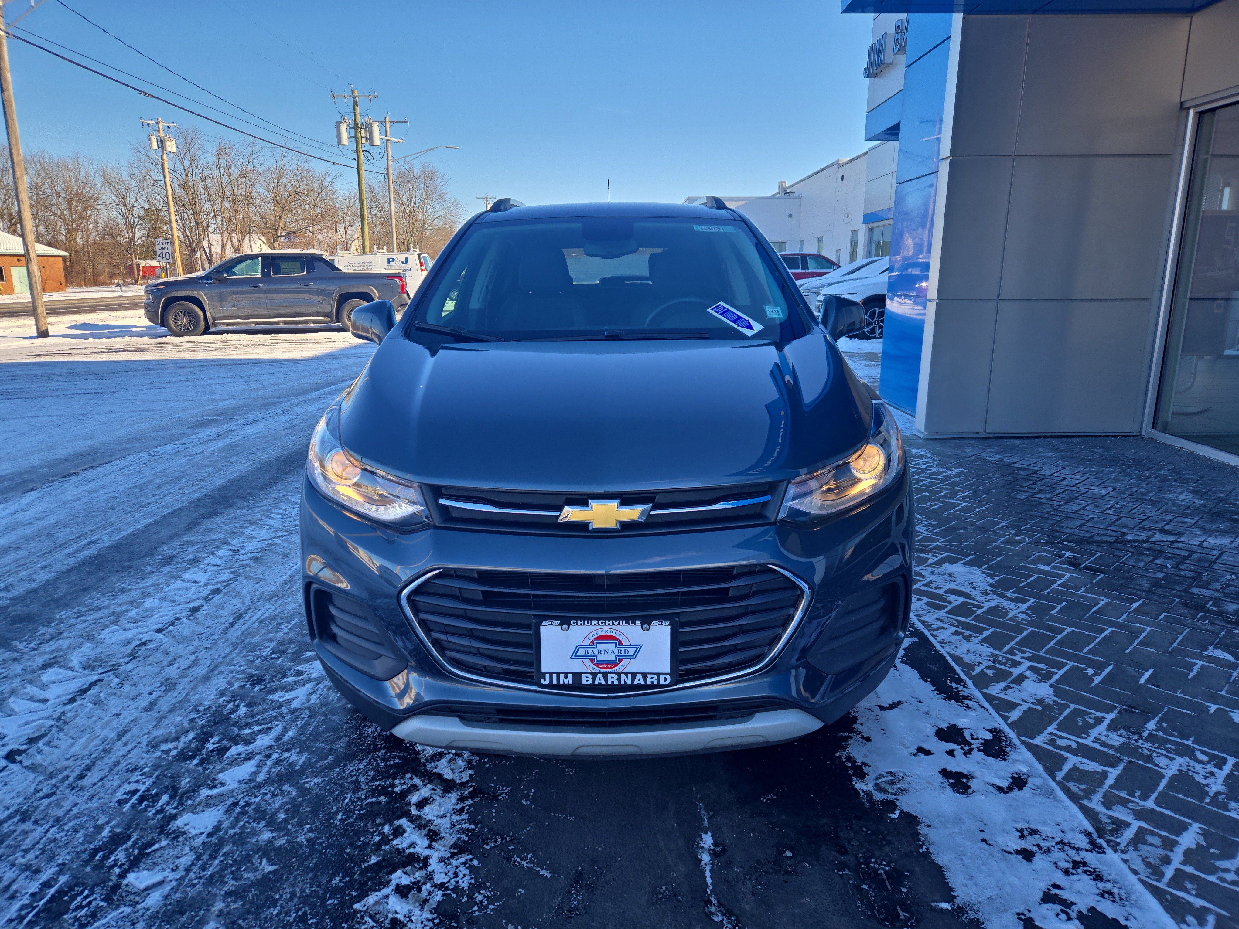 Certified 2022 Chevrolet Trax LT w/ LT Convenience Package image 4