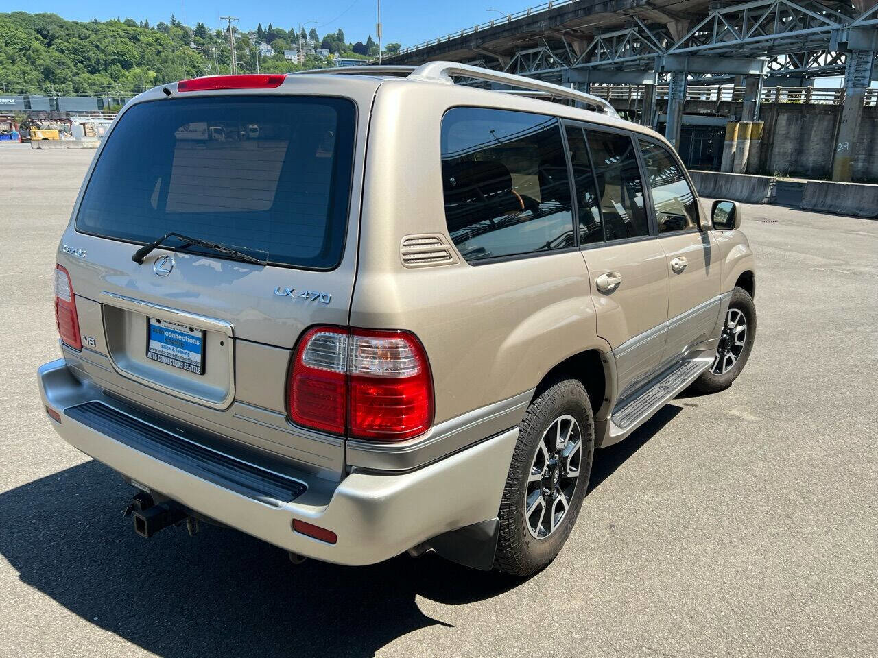 Used 2000 Lexus LX 470 4WD image 7