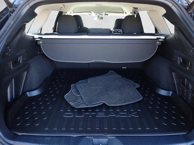 Certified 2025 Subaru Outback Premium AWD/4WD image 8