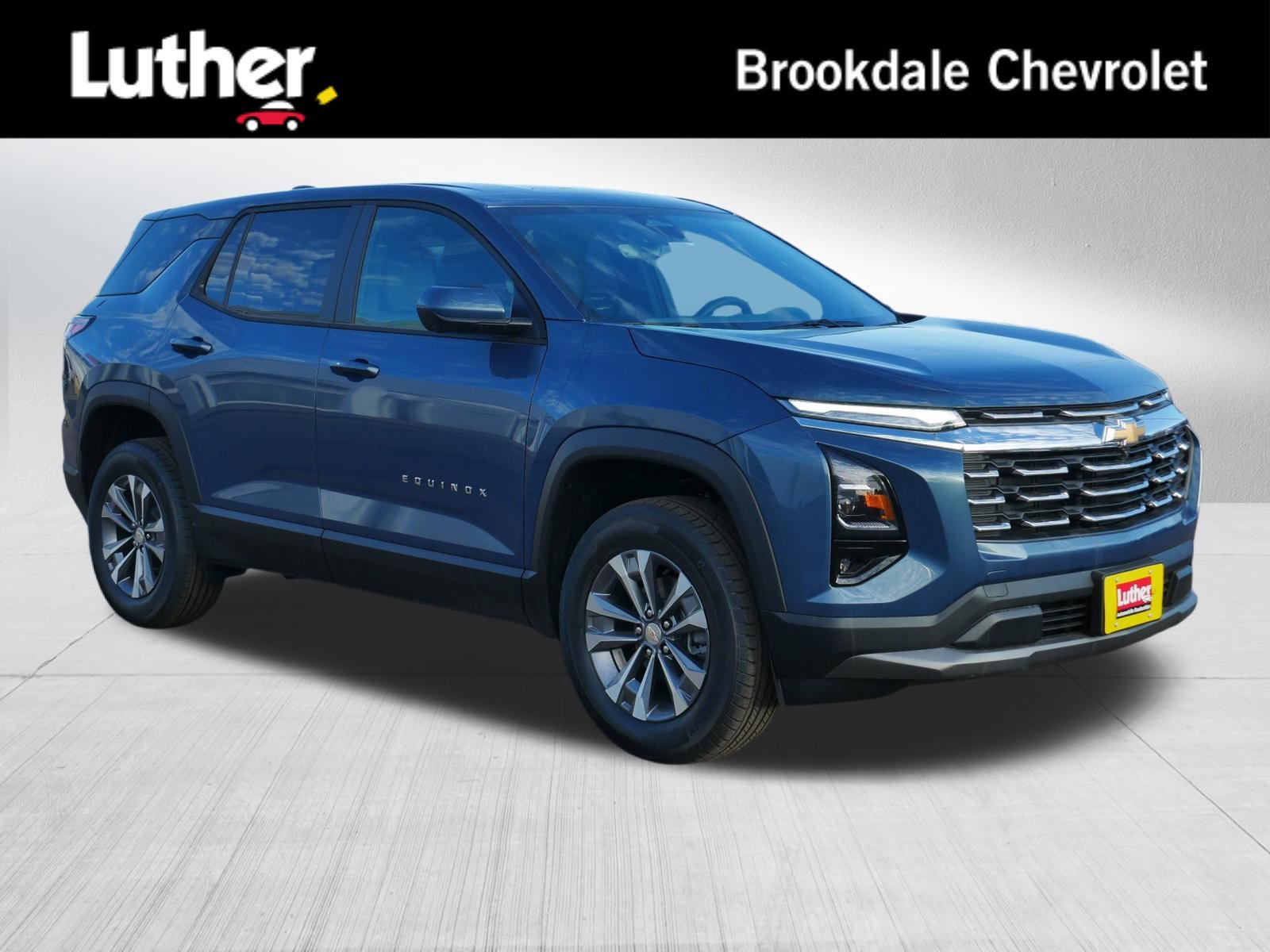New 2026 Chevrolet Equinox LT w/ Convenience Package II AWD/4WD image 1