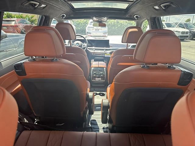 Certified 2026 BMW X7 xDrive40i w/ Executive Package AWD/4WD image 14