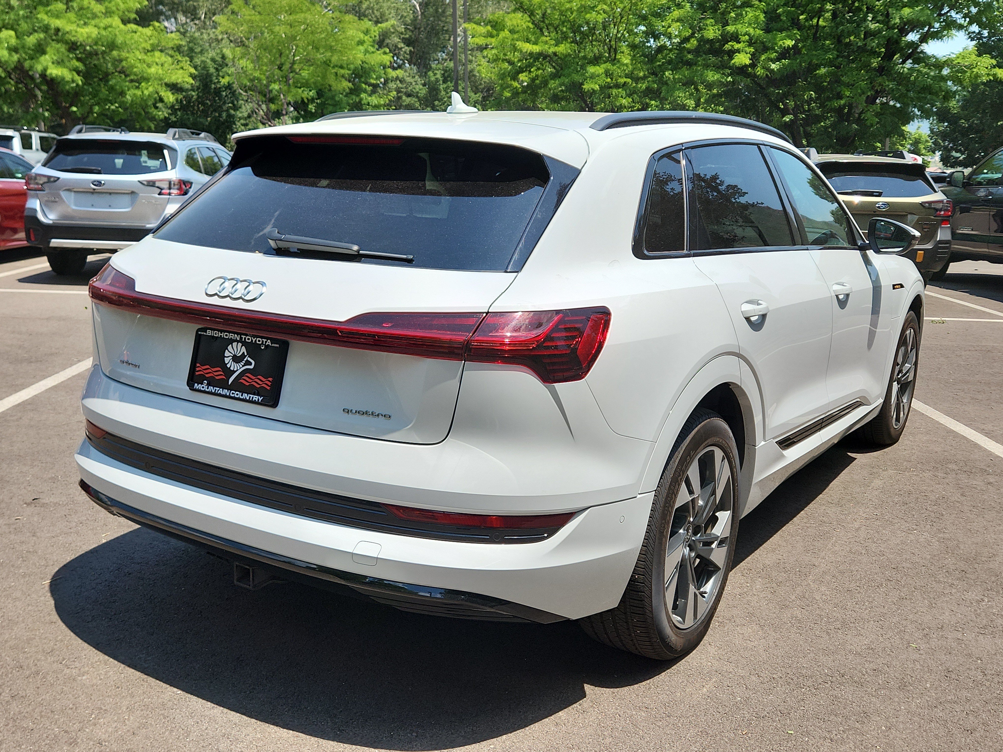 Used 2021 Audi e-tron Premium w/ Convenience Plus Package AWD/4WD image 3