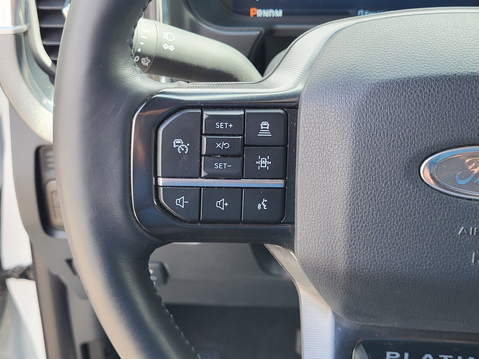 Used 2025 Ford F350 Platinum AWD/4WD image 29