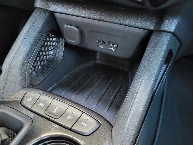 Used 2025 Chevrolet TrailBlazer LT AWD/4WD image 15
