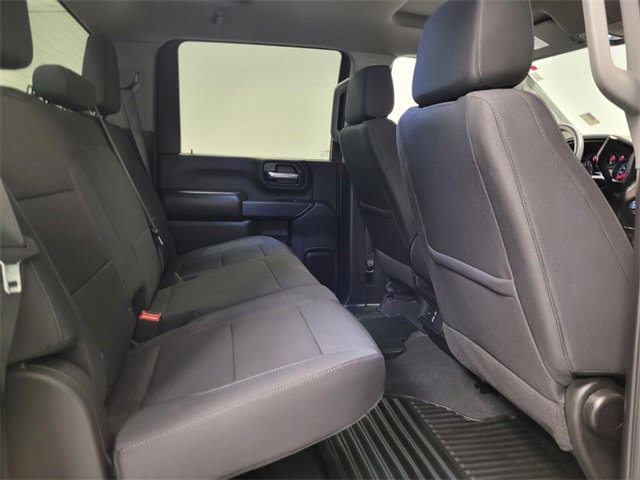 Used 2025 Chevrolet Silverado 2500 Custom w/ Custom Value Package image 16