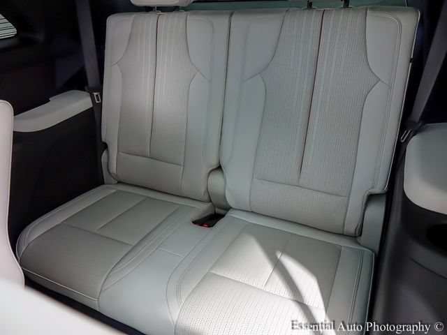 Certified 2026 Cadillac Vistiq Luxury AWD/4WD image 13