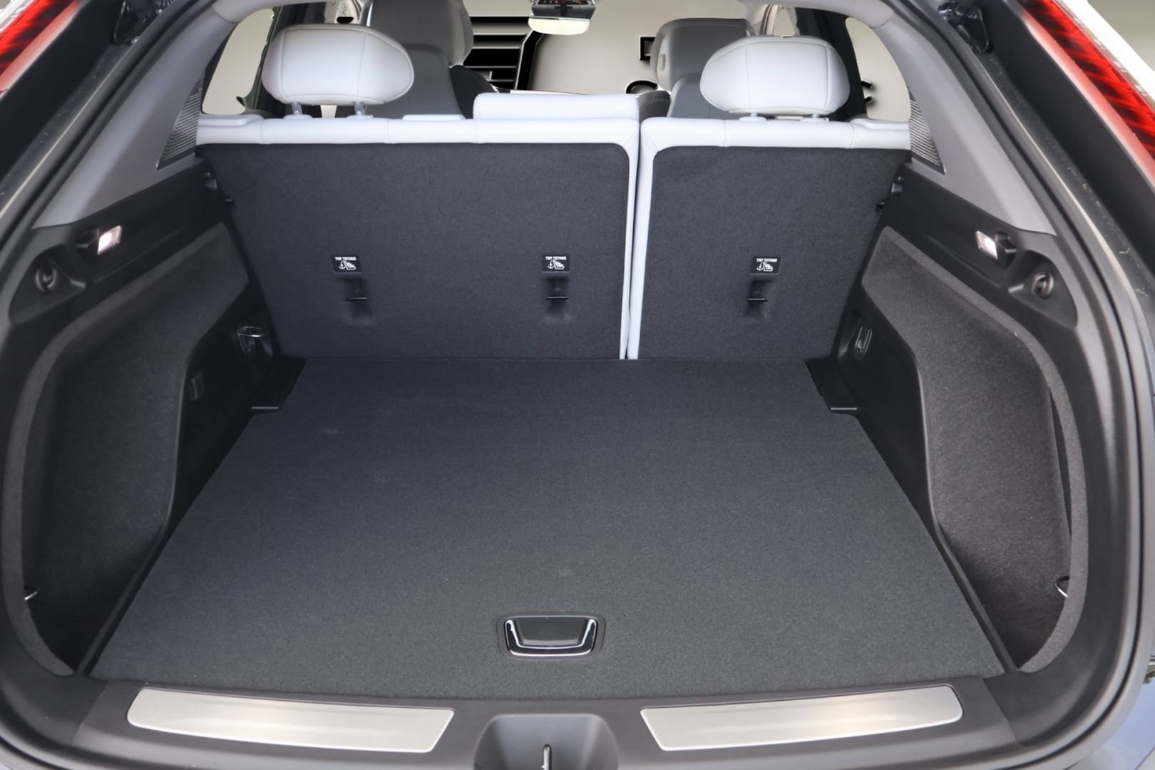 New 2026 Cadillac Optiq Luxury 1 RWD image 17