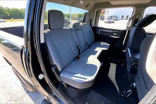 Used 2022 RAM 1500 Classic SLT w/ Electronics Convenience Group AWD/4WD image 26