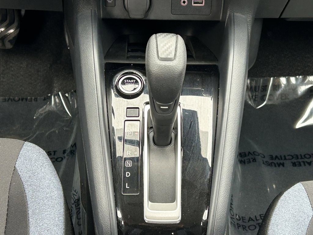 Used 2025 Nissan Versa SV w/ Trunk Package image 15