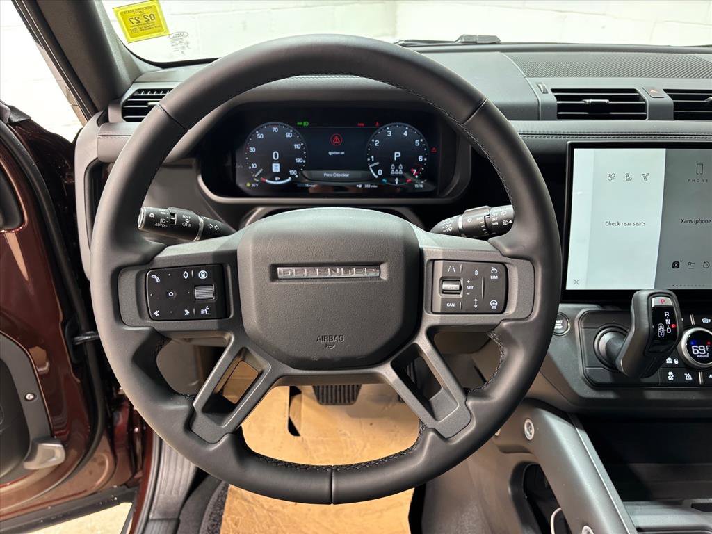New 2026 Land Rover Defender 130 X-Dynamic SE AWD/4WD image 19
