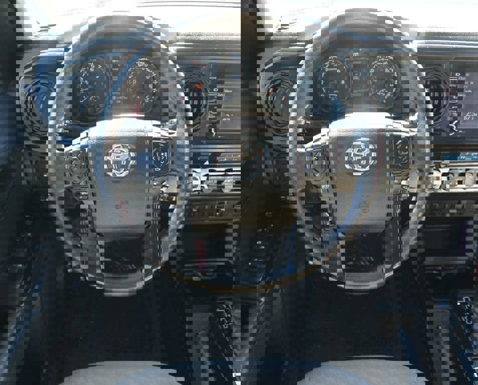 Used 2023 Toyota Tacoma SR image 5