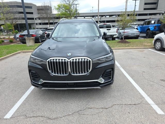 Used 2022 BMW X7 xDrive40i w/ Executive Package image 4