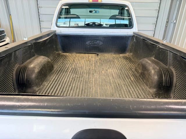 Used 2003 Ford F250 XL image 11