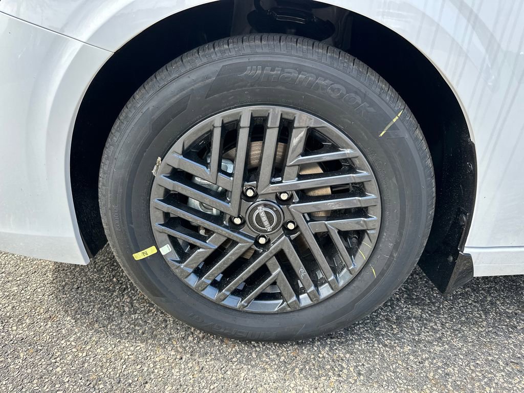 Used 2026 Nissan Sentra SV w/ Floor Mat Package image 9