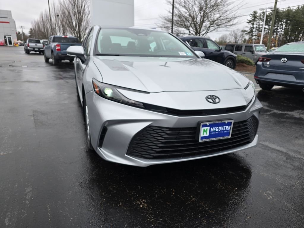 Used 2026 Toyota Camry LE w/ Convenience Package image 10