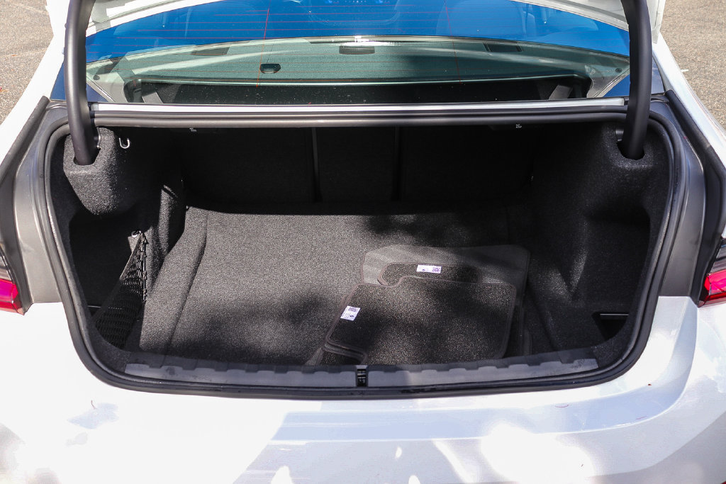 Used 2026 BMW 330i Sedan RWD image 25
