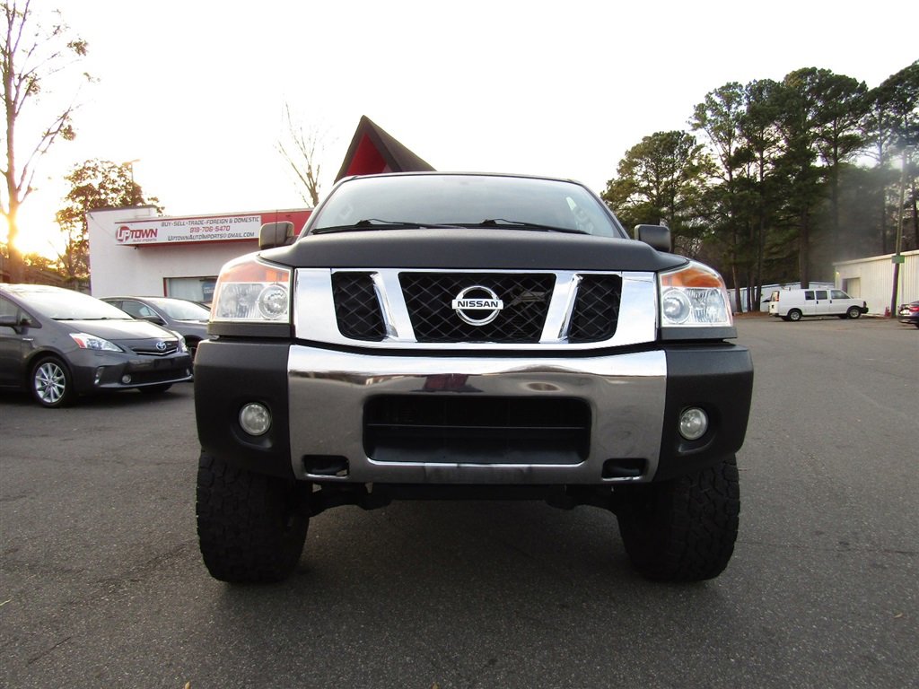Used 2012 Nissan Titan SV w/ SV Value Truck Pkg image 3