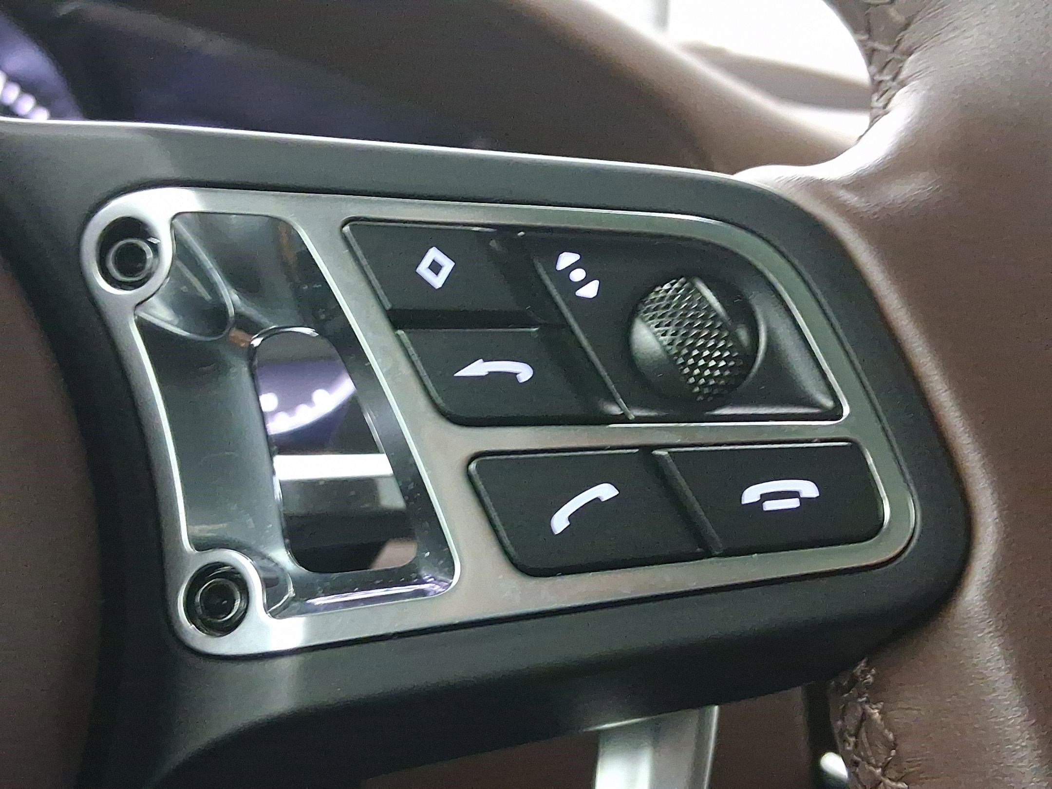 Certified 2022 Porsche Cayenne Turbo image 19