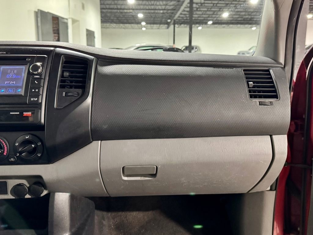 Used 2013 Toyota Tacoma 2WD Regular Cab image 22