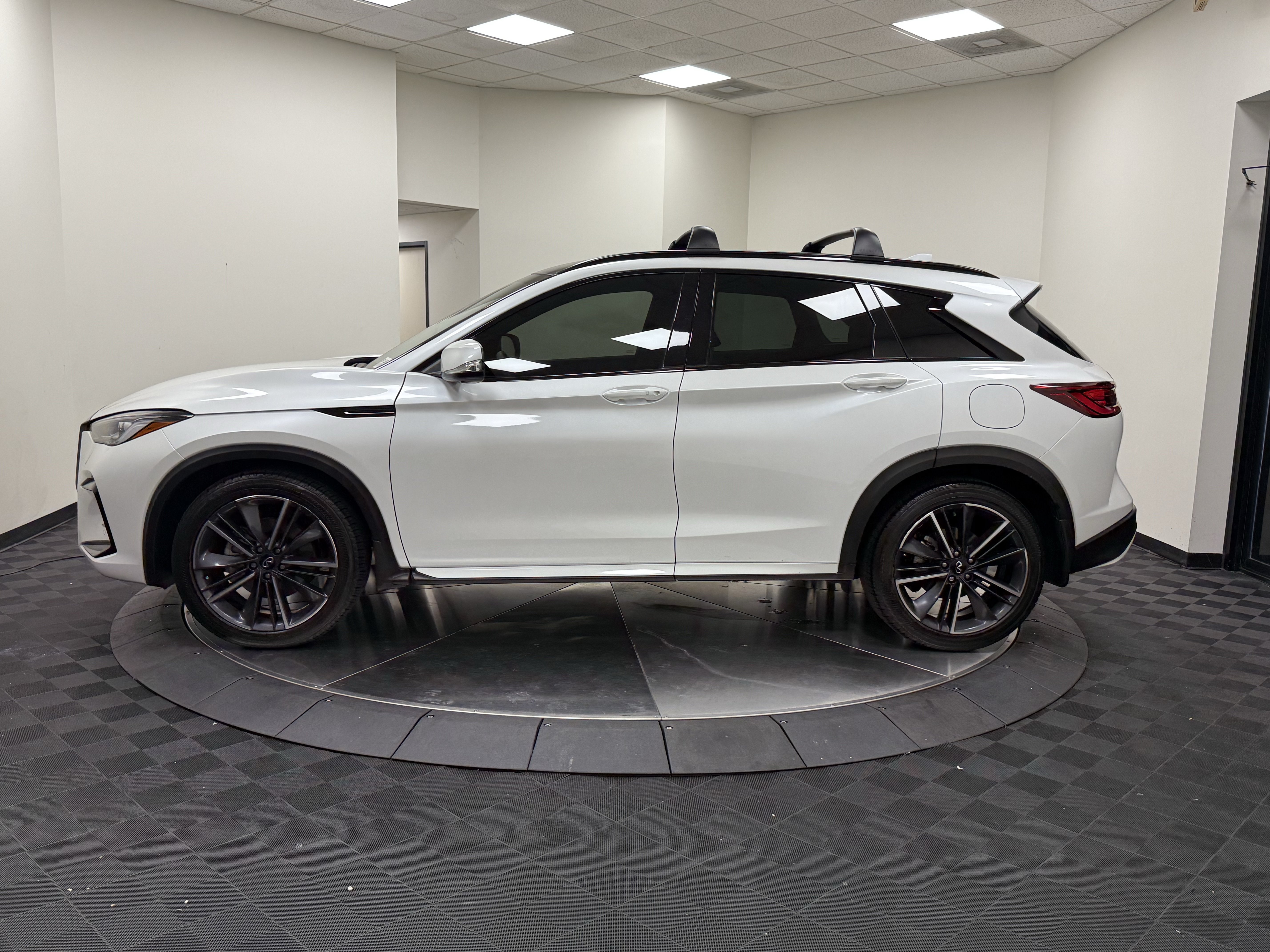 Certified 2025 INFINITI QX50 Sport AWD/4WD image 4