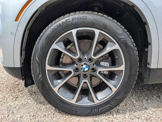 Used 2017 BMW X5 xDrive40e AWD/4WD image 13