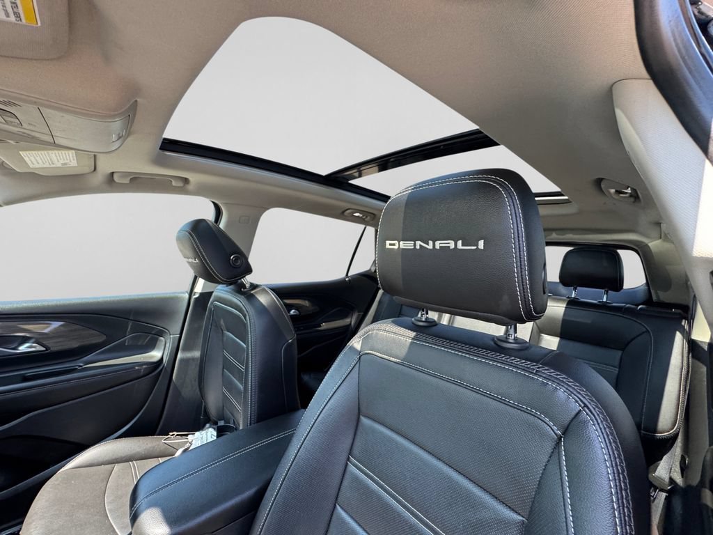 Used 2022 GMC Terrain Denali AWD/4WD image 25