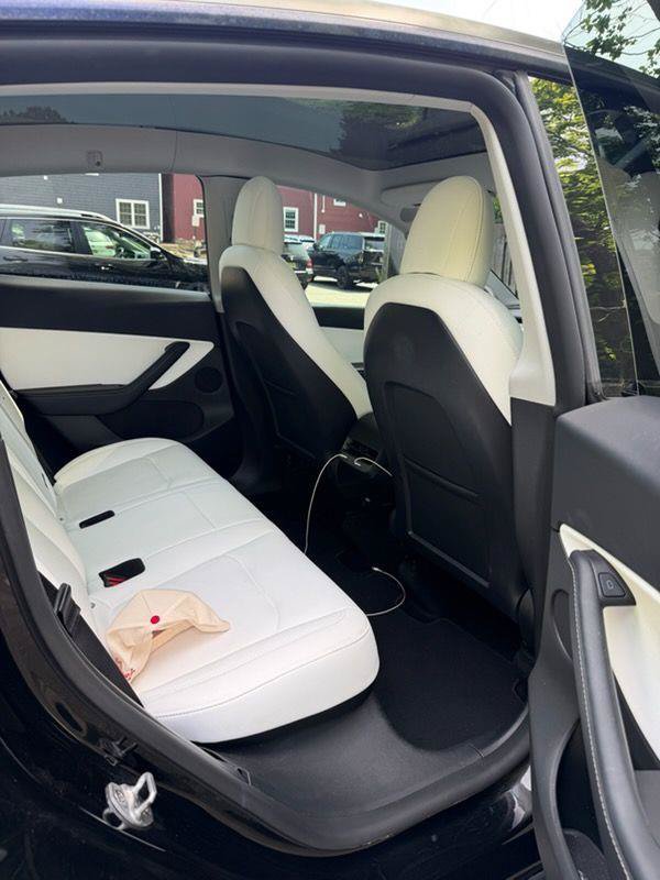 Used 2022 Tesla Model Y Performance AWD/4WD image 5
