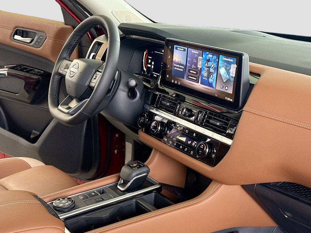 New 2026 Nissan Pathfinder Platinum AWD/4WD image 5