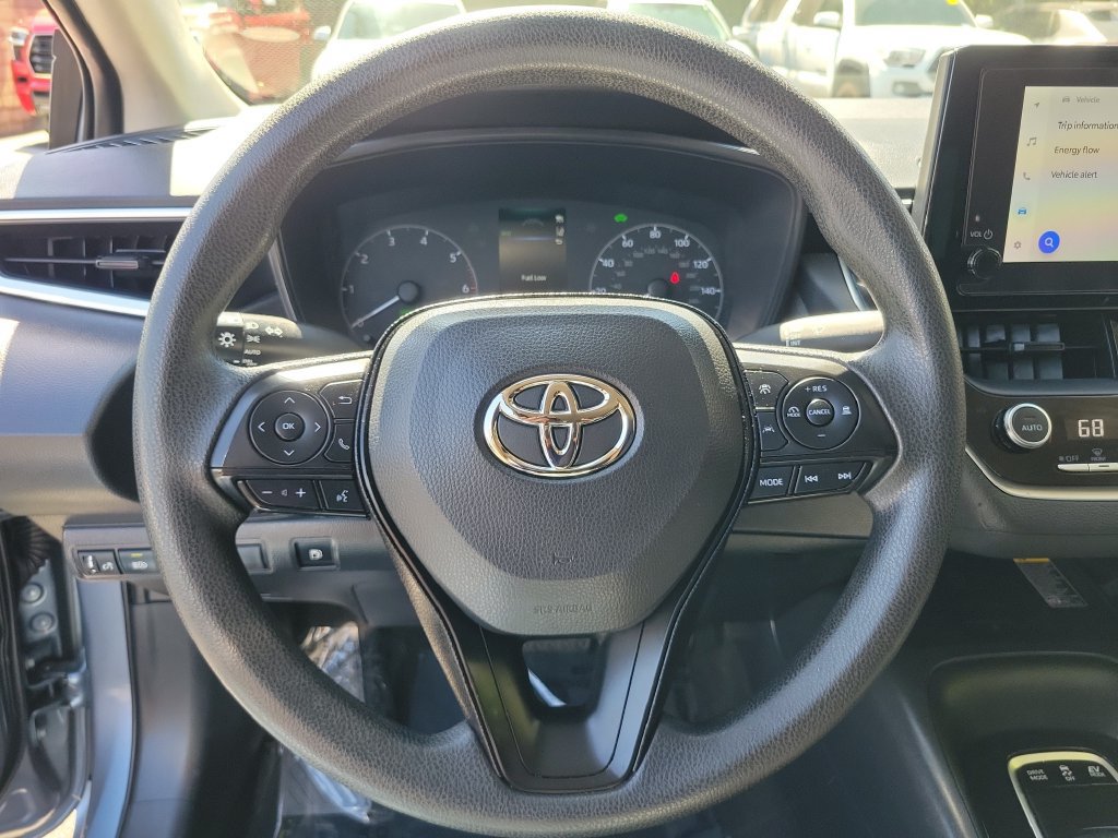 Used 2025 Toyota Corolla LE w/ LE Premium Package FWD image 23