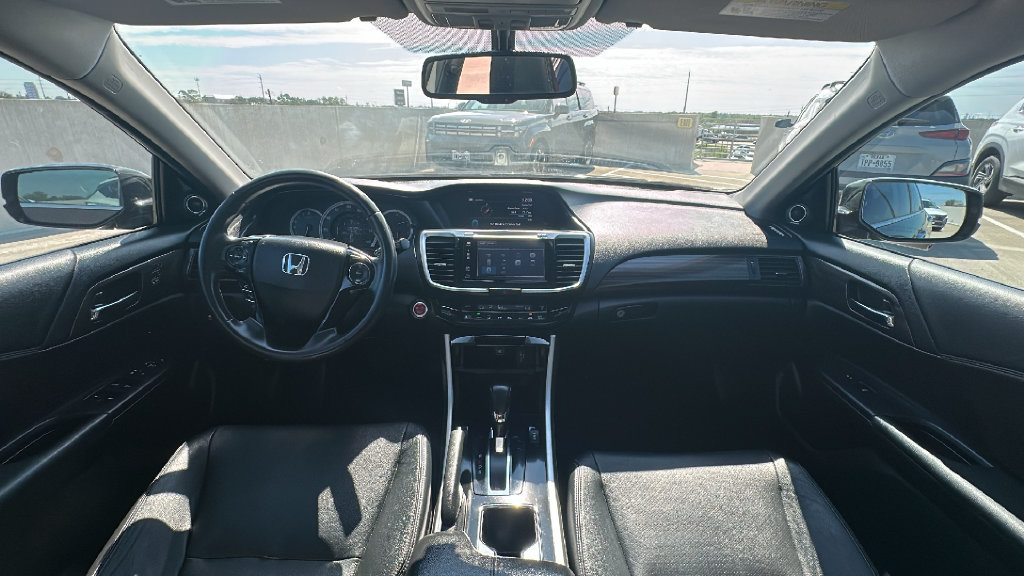 Used 2022 Honda Accord Sport image 22
