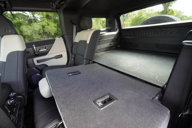 Used 2026 GMC Hummer EV SUV AWD/4WD image 27