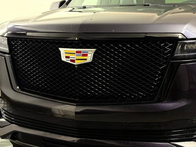 Used 2022 Cadillac Escalade ESV Sport Platinum AWD/4WD image 12