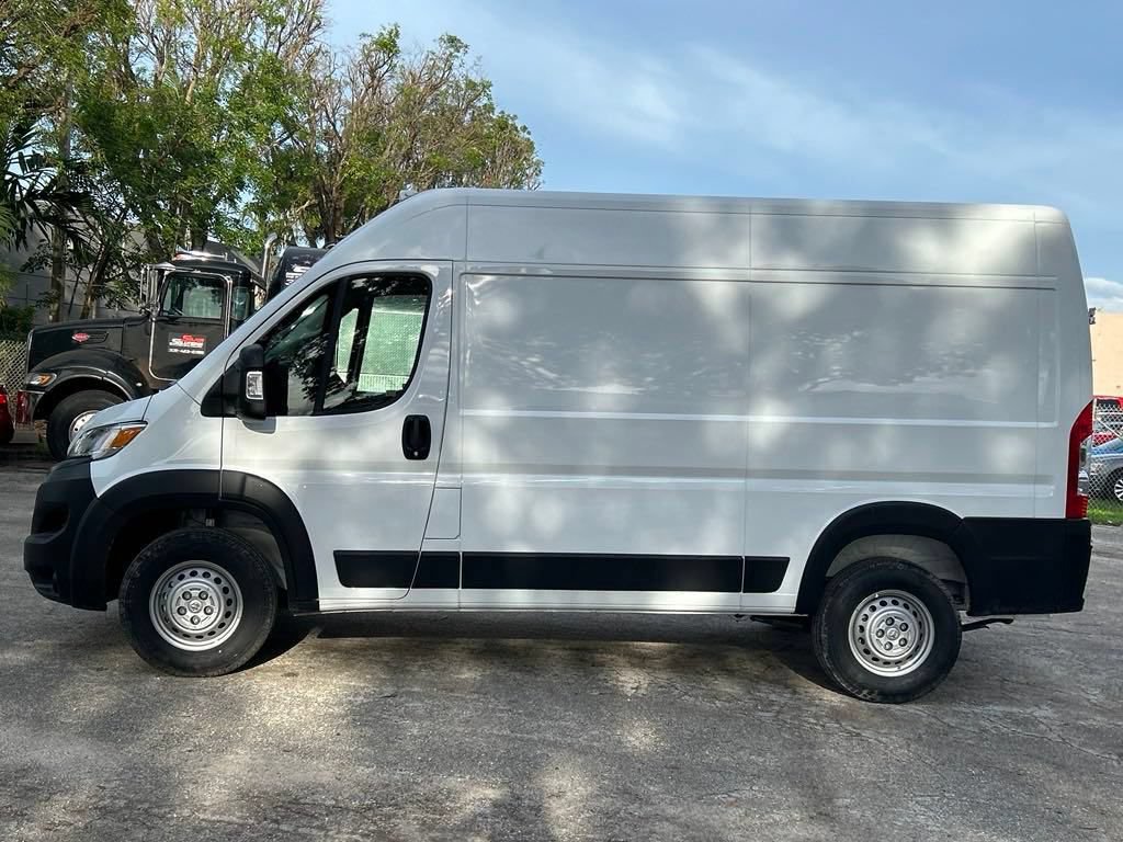 New 2024 RAM ProMaster 2500 w/ Upfitter's Prep Package FWD image 7