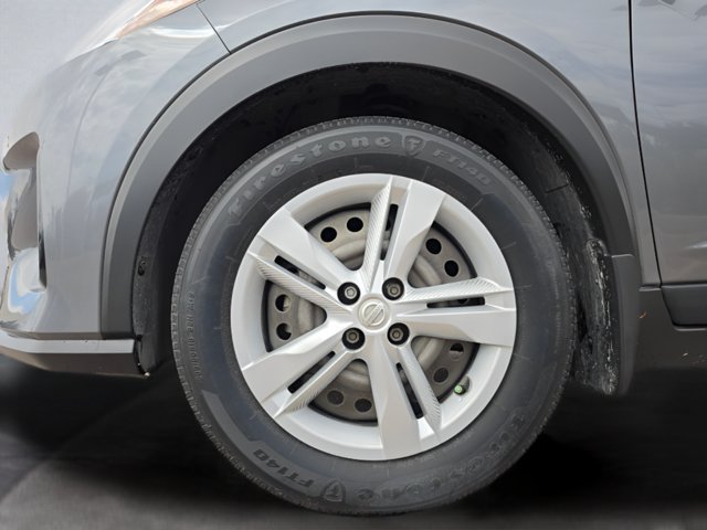 Certified 2024 Nissan Kicks S FWD image 8