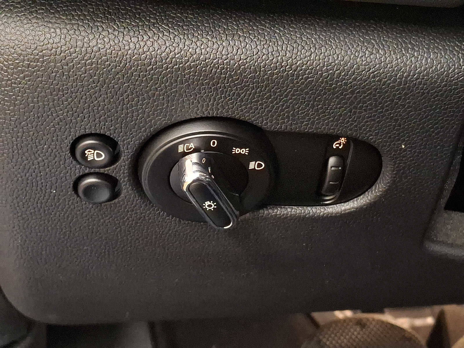 Certified 2023 MINI Cooper S image 23