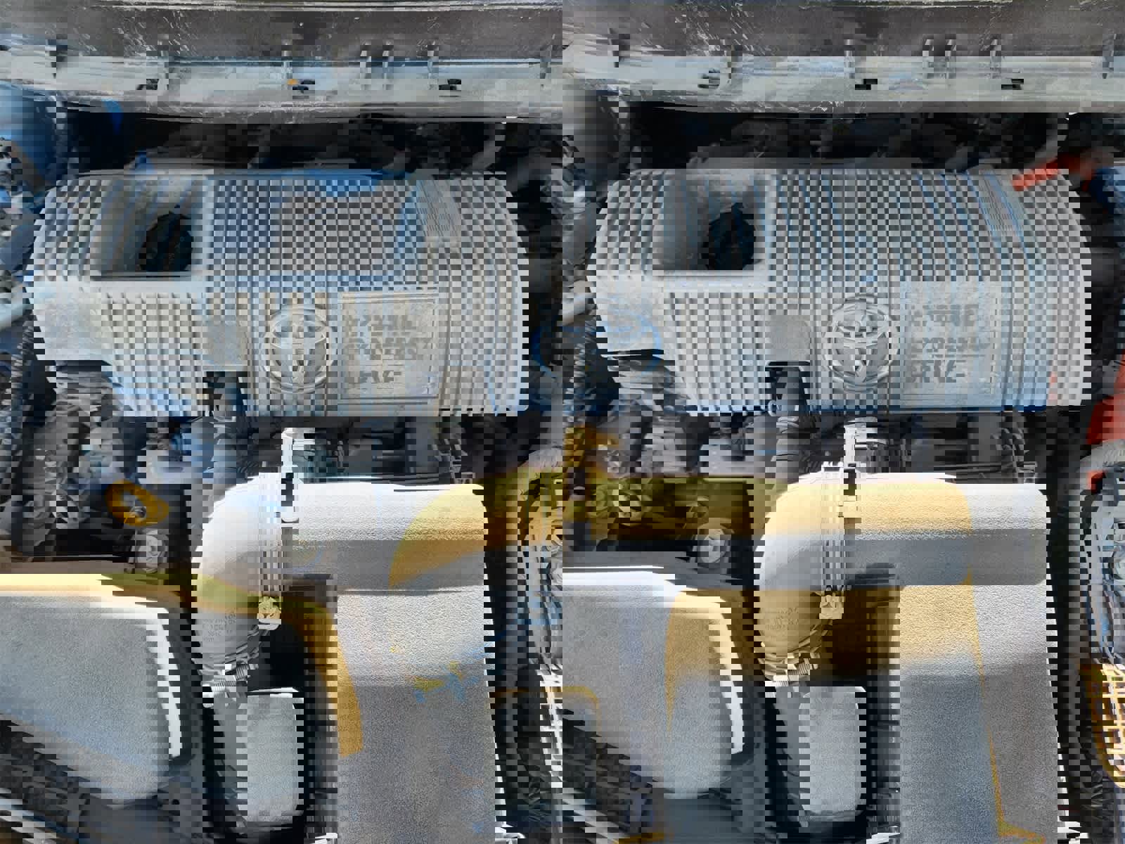 Used 2014 Toyota Prius V Five image 29