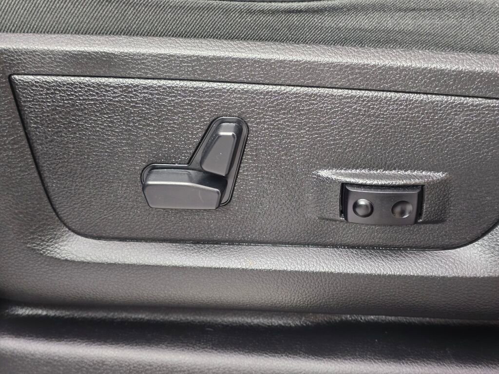 Used 2019 RAM 2500 Laramie image 28