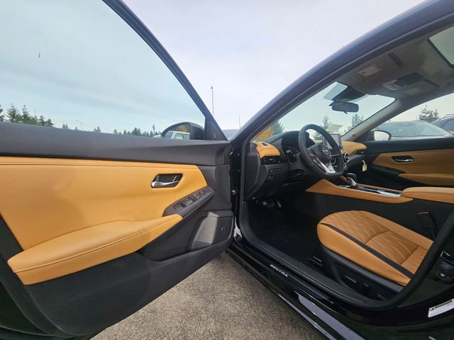 Used 2025 Nissan Sentra SV w/ SV Premium Package image 21