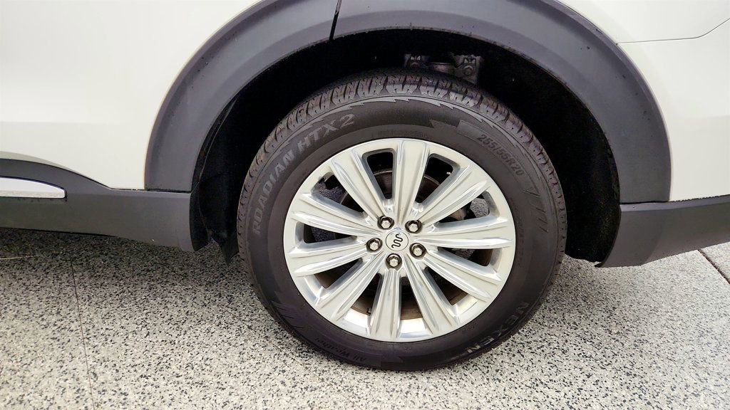 Used 2023 Ford Explorer King Ranch w/ Technology Package AWD/4WD image 9