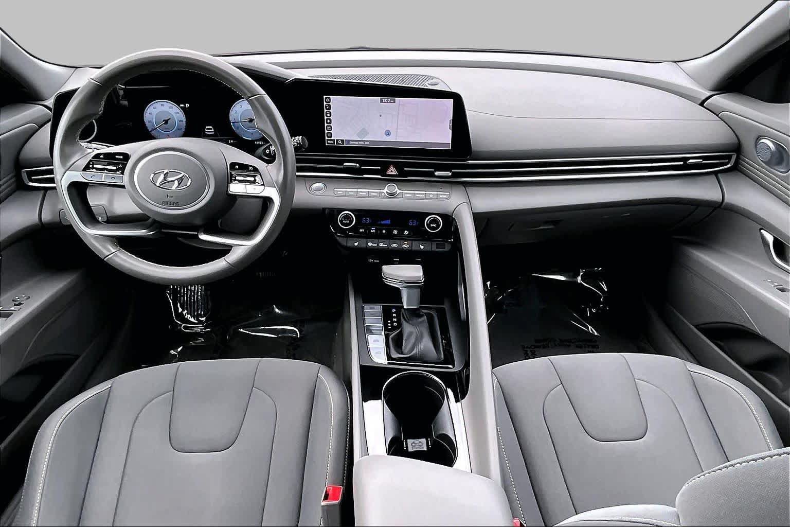 Used 2023 Hyundai Elantra SEL w/ Convenience Package FWD image 15