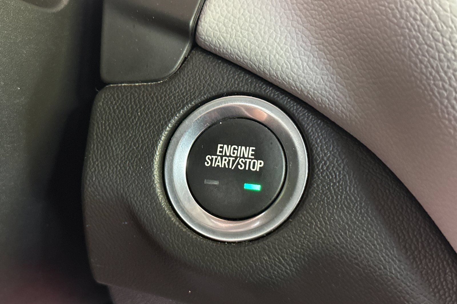 Used 2023 Chevrolet Equinox LS w/ LS Convenience Package AWD/4WD image 29