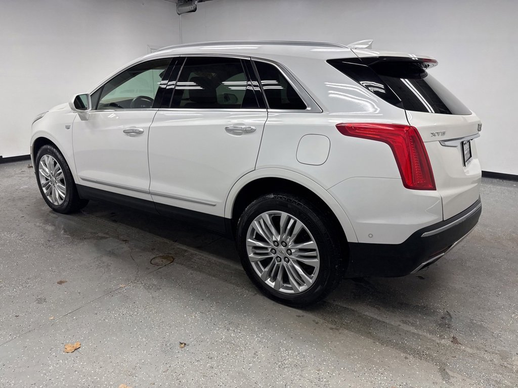 Used 2017 Cadillac XT5 Platinum image 4