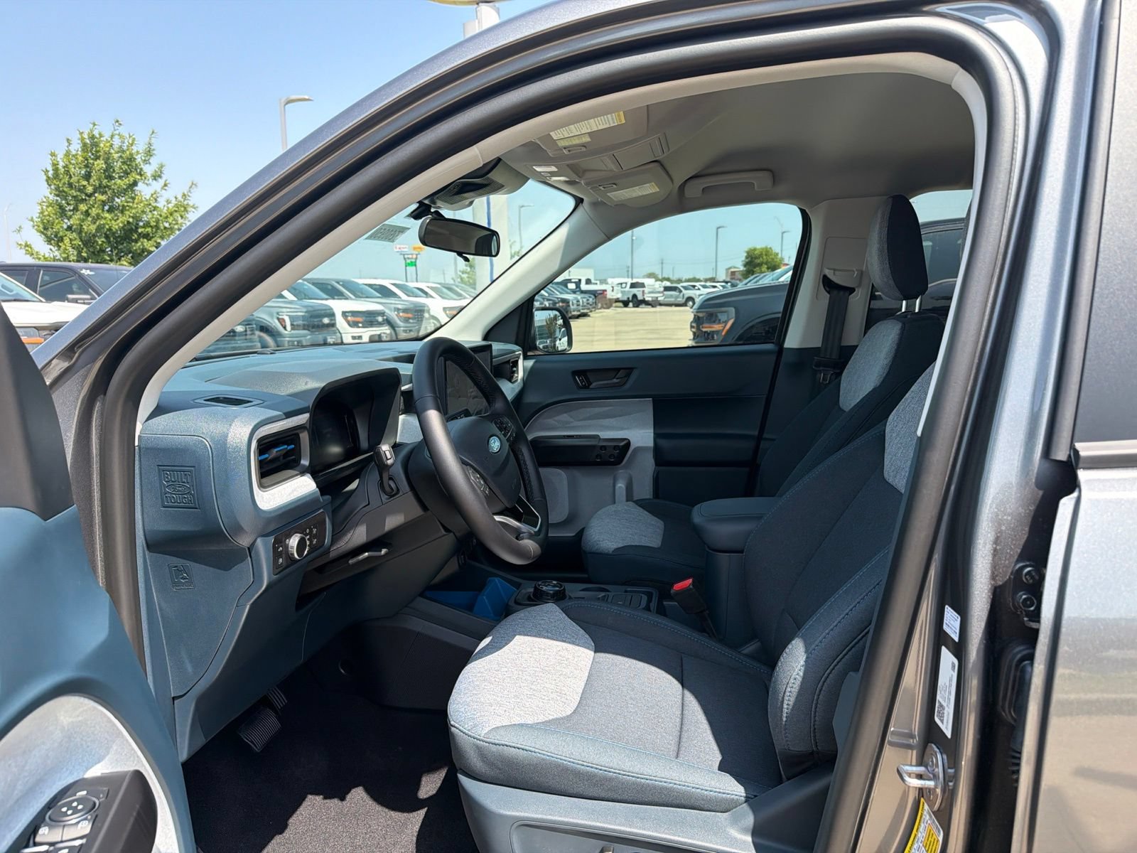 New 2026 Ford Maverick XLT w/ XLT Luxury Package FWD image 12