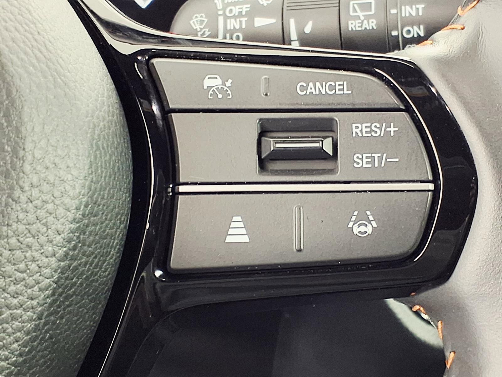 Used 2024 Honda HR-V Sport image 16