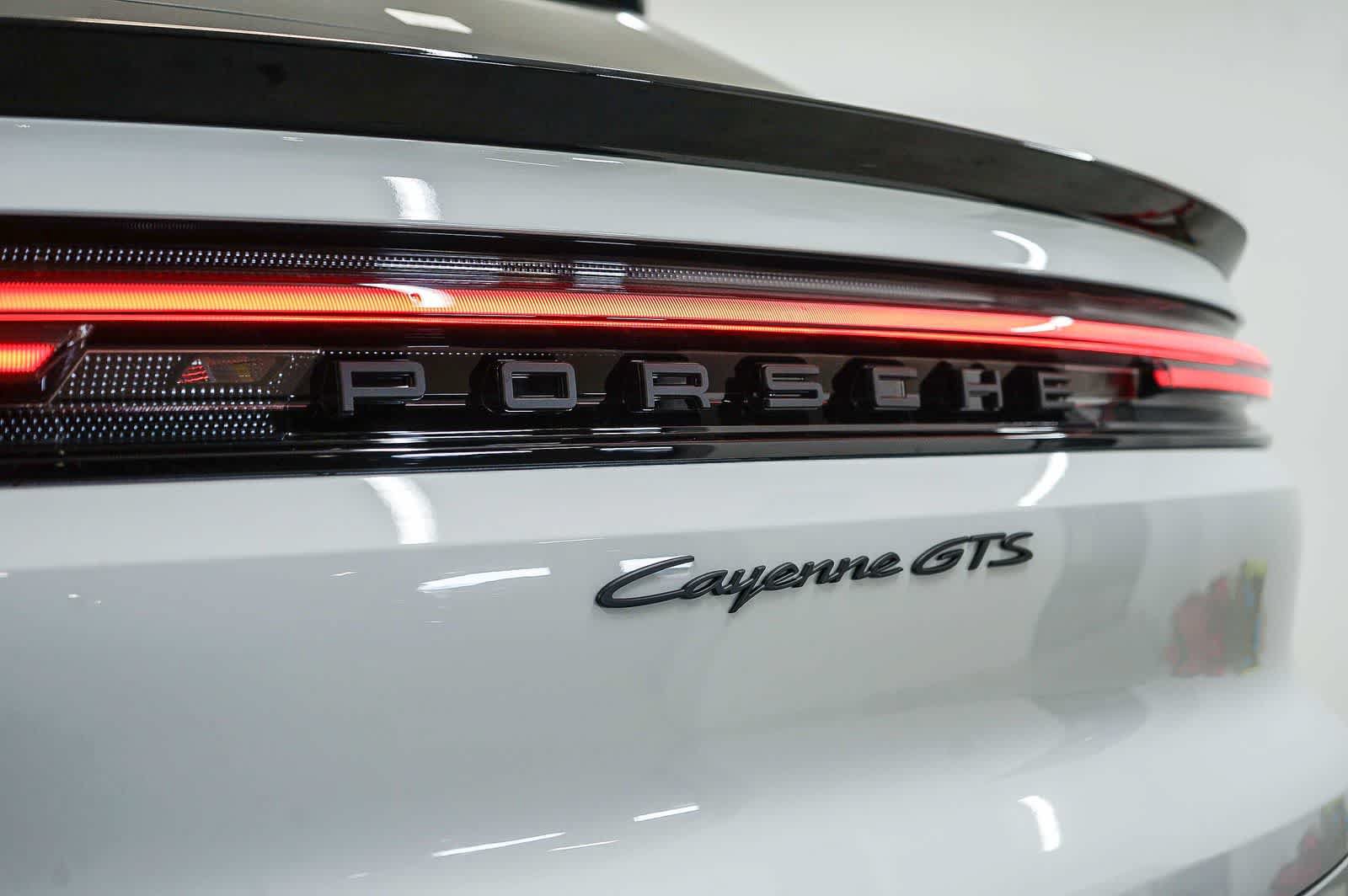 New 2026 Porsche Cayenne GTS AWD/4WD image 12