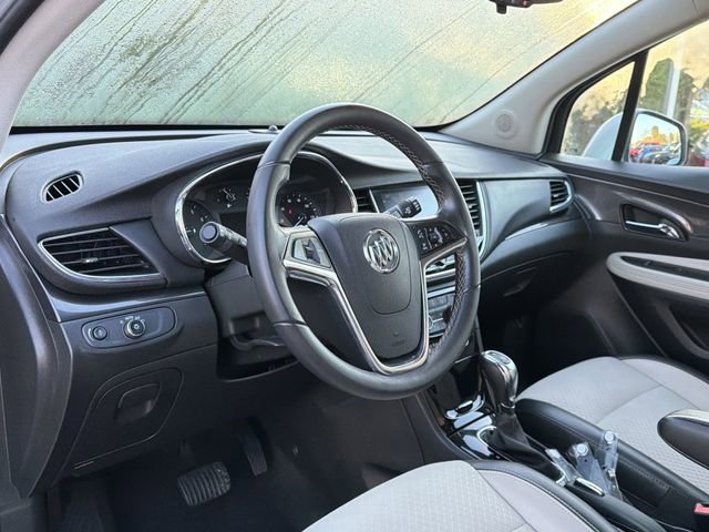 Used 2018 Buick Encore Preferred image 10