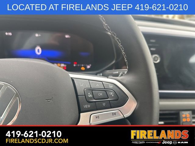 Used 2024 Volkswagen Taos SE image 23