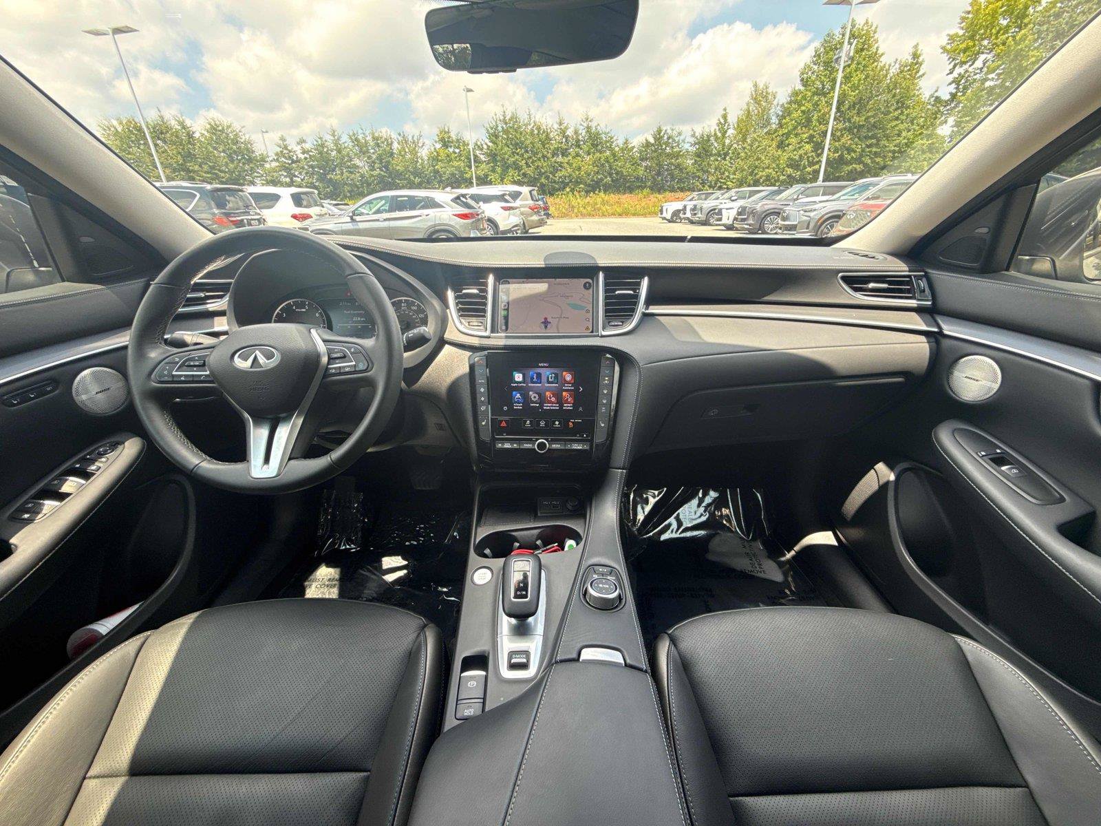 Used 2025 INFINITI QX50 Luxe AWD/4WD image 13