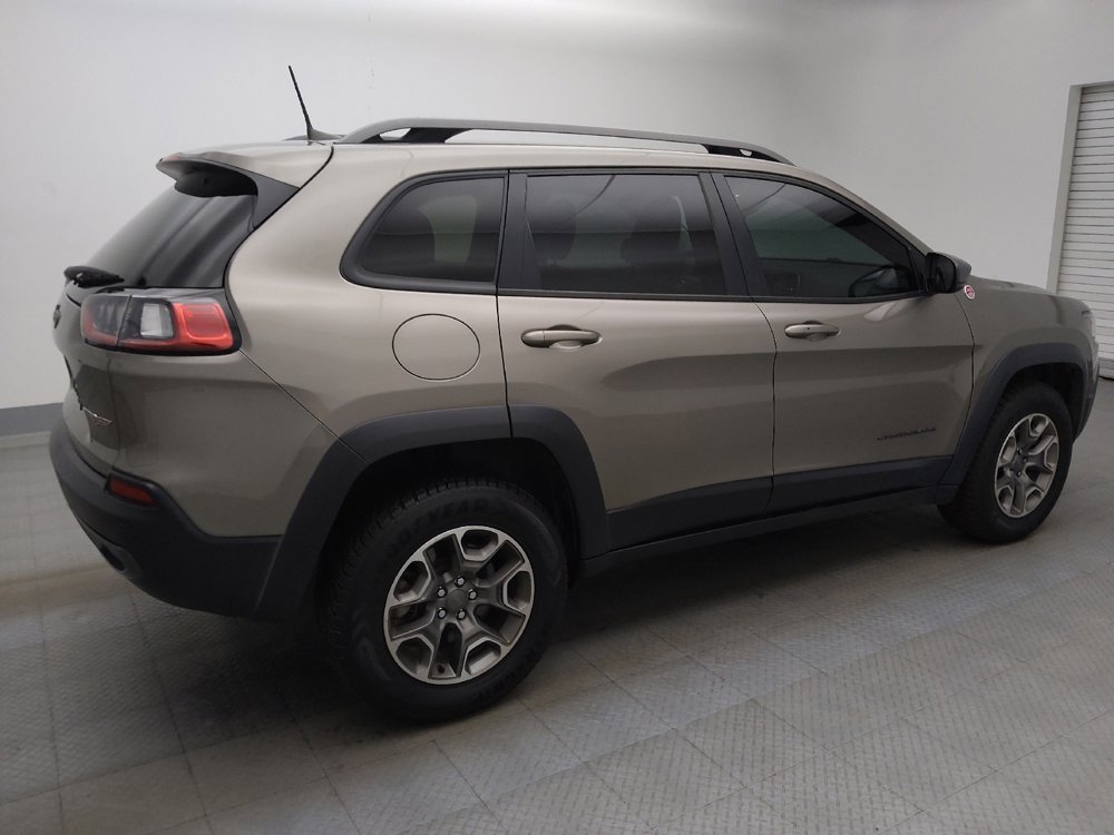 Used 2020 Jeep Cherokee Trailhawk w/ Cold Weather Group AWD/4WD image 10